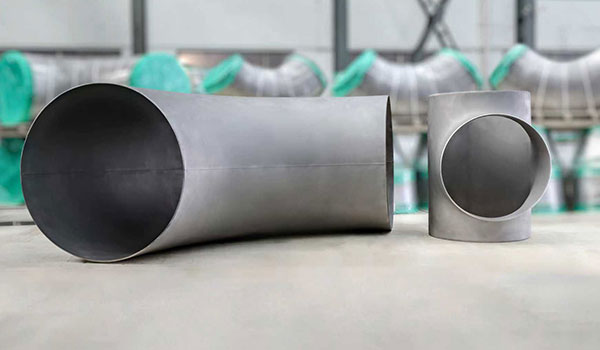 تفاوت بین زانویی با نخ جعلی و ریخته گری 90 درجه چیست؟